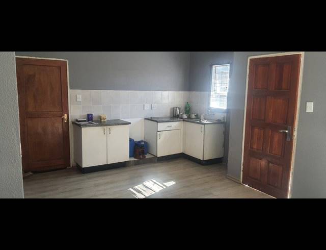 3 BEDROOM HOUSE FOR SALE IN SALFIN